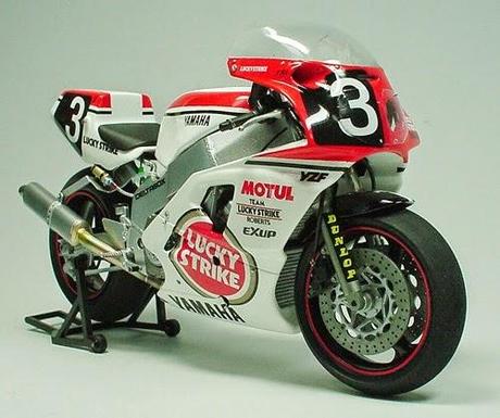 Yamaha YZF 750 8 Hours Suzuka 1988 Team Lucky Strike by K'S Workshop