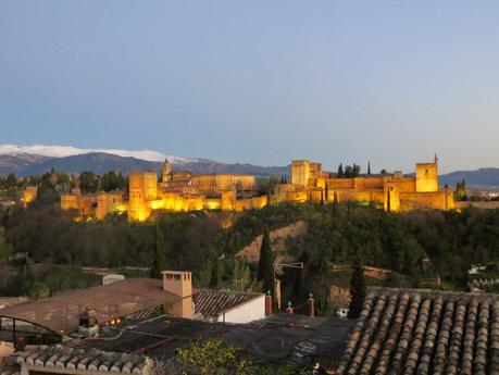 cosa vedere in andalusia con treno e autobus