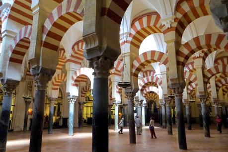 cosa vedere in andalusia con treno e autobus