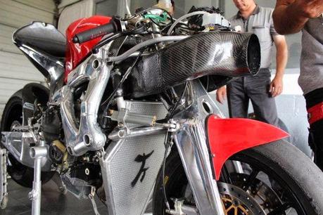 TransFIORmers Moto2