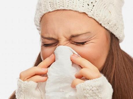 Raffreddore : curarlo meglio senza farmaci