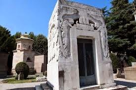 Cimitero Monumentale tour