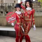 animaliste della Peta protestano a Londra Mangiatori di manzo no, vegani sì05