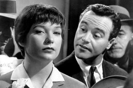 Buon compleanno a Shirley MacLaine: i ruoli più famosi della star americana