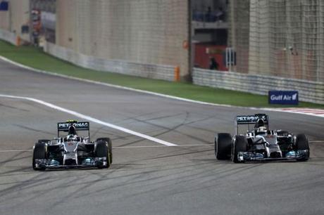 Rosberg-Hamilton_GPBahrain2014 (11)