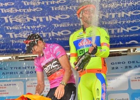 Le Iene colpiscono ancora, ecco cosa è successo al Giro del Trentino