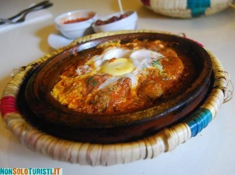 Tajin di carne e uova Tajin - Marocco