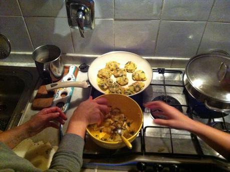 Schiacciatine salvia patate e cipolle, quando la televisione diventa ispirazione