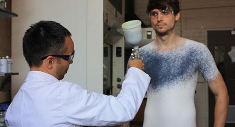 La maglietta spray che si “crea” in 15 minuti (con video)