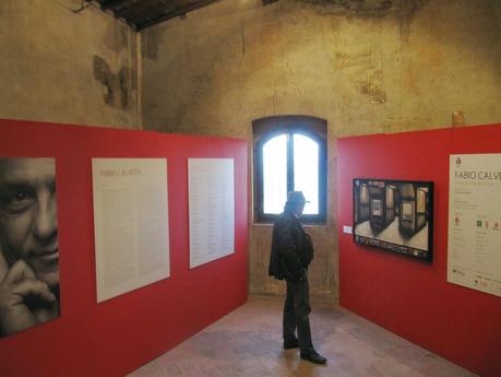 Oggi a Certaldo per la mostra “The world in one room / Il mondo in una stanza” di Calvetti