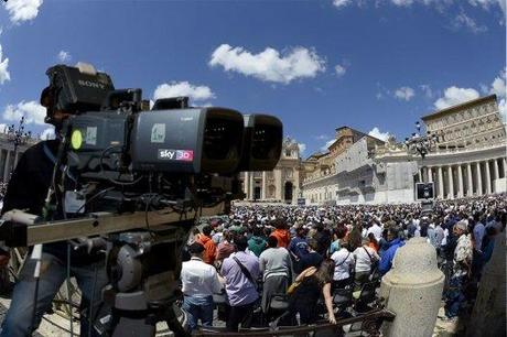 Canonizzazione Papa Roncalli e Wojtyla in diretta tv (su Sky anche in 3D)