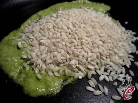 Risotto al pistacchio: storie di strade che si incrociano e si interpretano tra ricordi, piaceri e desideri