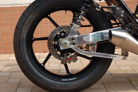 Suzuki GSX 1100 S Katana by Quarter