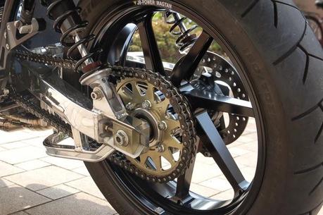 Suzuki GSX 1100 S Katana by Quarter