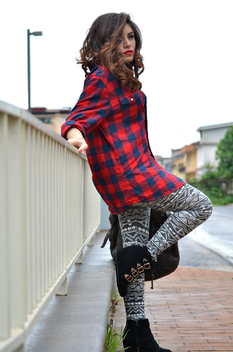 OUTFIT: tra etnico e tartan