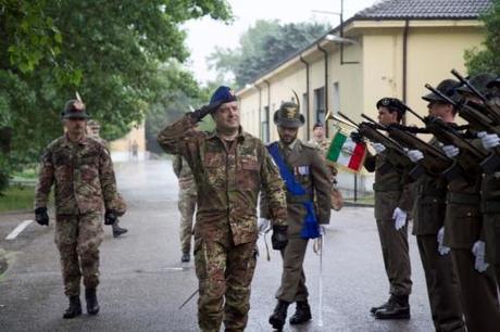 Montorio Veronese/ COMFOTER. Il Generale Bernardini in visita al 4° Reggimento Alpini Paracadutisti