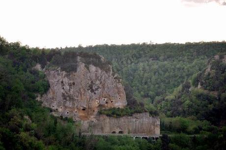 Una Maremma da scoprire : L'area del tufo