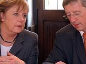 Umorismo Fuori Luogo. Merkel Juncker Berlusconi