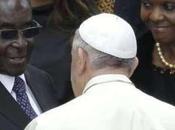 Vaticano sanguinario Mugabe: “rivoluzione” Bergoglio ferma