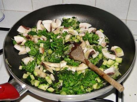 Casareccie broccoletti e salsiccia....ma non solo