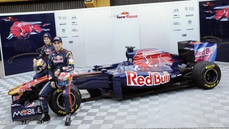 F1 2011 – Prima giornata di prove a Valencia