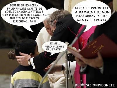 BAMBINO INTERROMPE L'UDIENZA DEL PAPA...ECCO CHI E' !!!