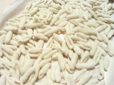 cavatelli


ingredienti



-500 g. di farina 
(metà semol...