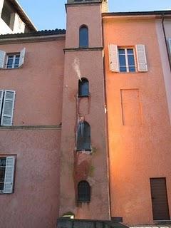 L'elegante torretta di Casa Cremonini