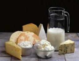 Latte e latticini: alimenti contradditori