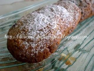 Frollini con gocce di cioccolato