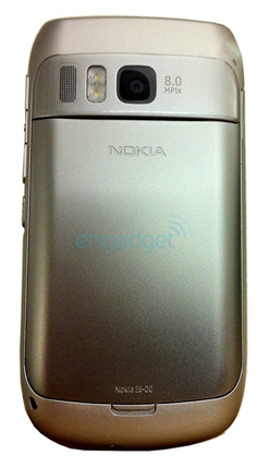 image thumb21 Nokia E6 00 si mostra in foto con Symbian^3