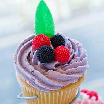 berries cupcake