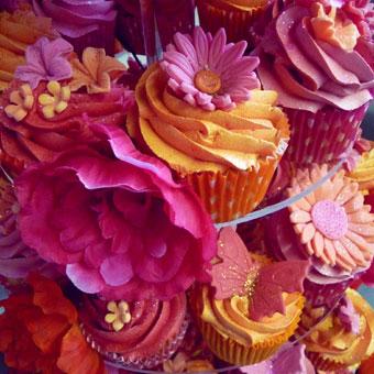 Flowers Red, Pink, and Orange Wedding cupcake