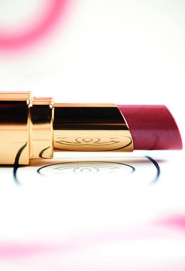 chanel-rouge-coco-shine-lipstick-1-final