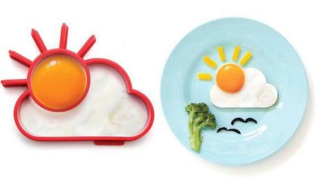 Uova o sole che spunta da una nuvola? Quando il cibo diventa creativo