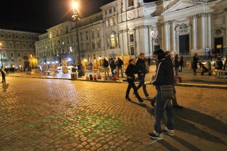 La capitale dell'incredibilmente brutto. Mille immagini da una città deturpata dall'illegaltà. Ecco come la troveranno i turisti durante i ponti
