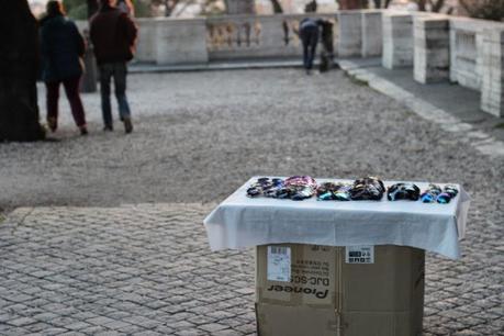 La capitale dell'incredibilmente brutto. Mille immagini da una città deturpata dall'illegaltà. Ecco come la troveranno i turisti durante i ponti