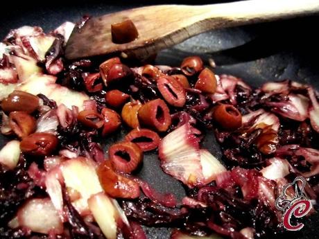 Frolla ai pistacchi con radicchio filante allo zafferano: l'importanza di chiedersi sempre il perché