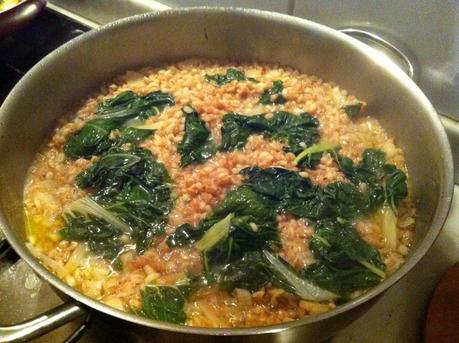 Zuppetta di farro e orzo con le bietole