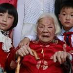 Zhu Jinjuan, la nonnina cinese che ha 110 anni: le foto della festa