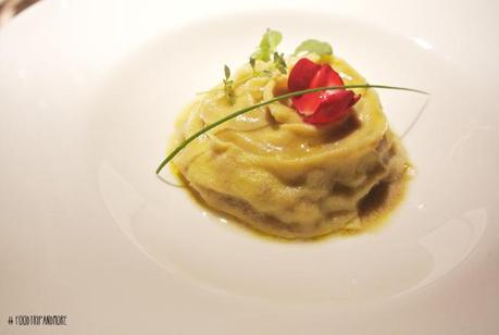 Raviolo con crema di panocchie | Foodtripandmore