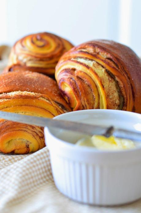 Vortici di brioche al cioccolato