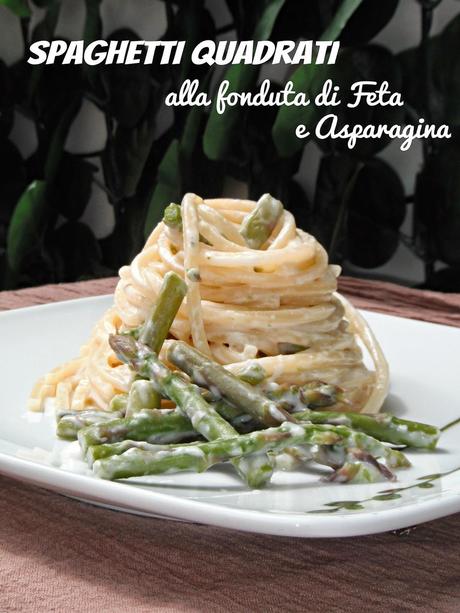 Spaghetti quadrati alla fonduta di feta e asparagina