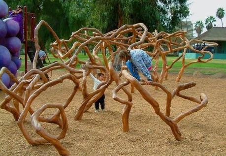 Giochiamo? Grape Day Park, Escondido, California