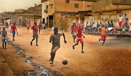 Video-documentario: El fútbol también es así