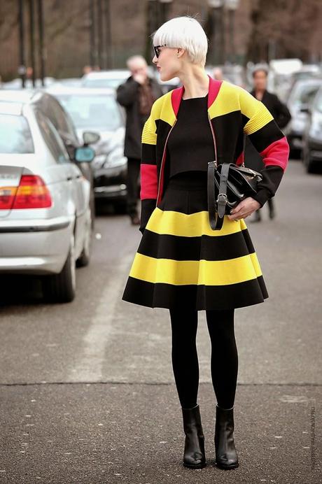 In the Street...Linda Tol...Maya the bee in the city, Milan