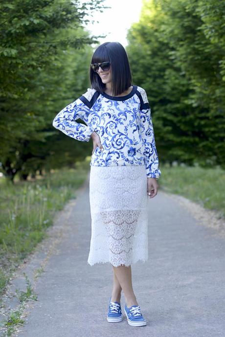 Abbinare la Gonna a Tubo per la Donna a Pera