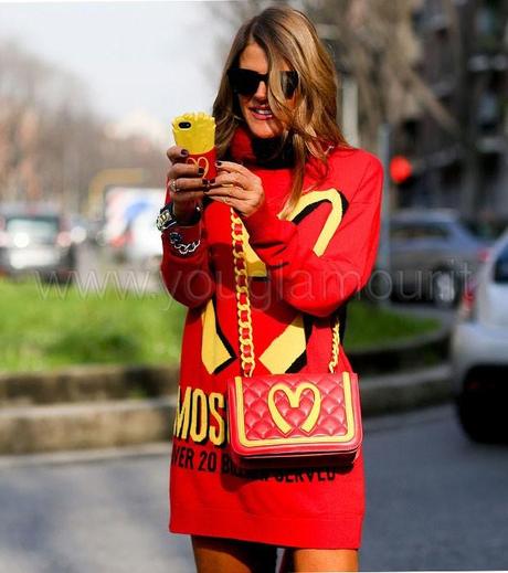 Moschino cover per iPhone con patatine fritte