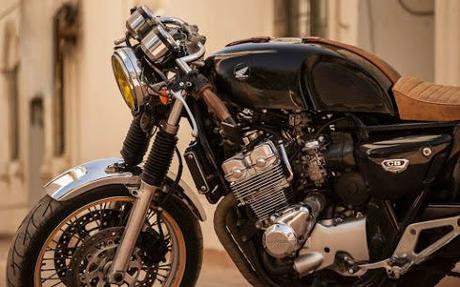 CB400 Cafe Racer Karachi