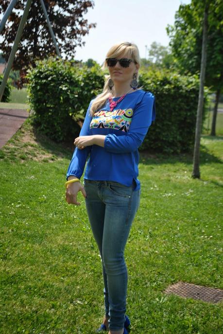 outfit jeans perfect shape fornarina outfit jeans skinny outfit jeans e camicia outfit jeans e camicia blu blusa blu abbinamenti camicia blu outfit persunmall outfit aprile 2014 outfit primaverili occhiali da sole carrera borsa massimiliano incas slippers motivi blu outfit color block fashion blogger italiane milano